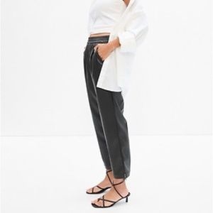 NWT Gap Factory Easy pant faux leather pullon pants, size small! Soldout online